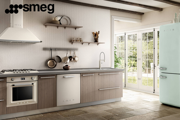 Новые акции от бренда Smeg!